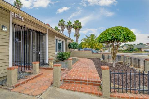 1738 Goodwin Dr, Vista, CA 92084 photo 1