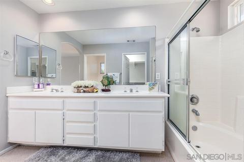 875 Socin Ct, Escondido, CA 92027 photo 15