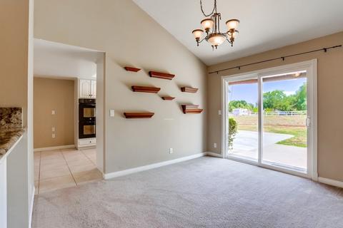 15418 Roundtree Rd, Valley Center, CA 92082 photo 6