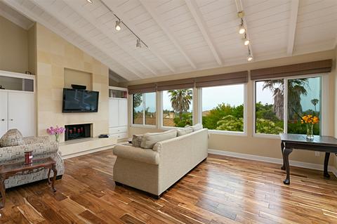 1687 Laurel Rd, Oceanside, CA 92054 photo 4