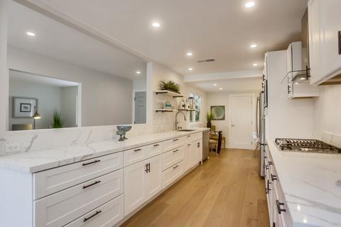 2177 Caminito Circulo Norte, La Jolla, CA 92037 photo 3
