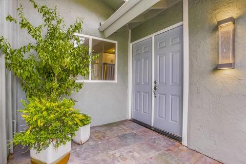 2177 Caminito Circulo Norte, La Jolla, CA 92037 photo 18