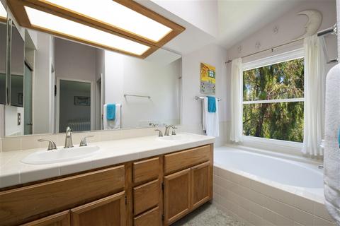593 Silver Shadow Dr, San Marcos, CA 92078 photo 13