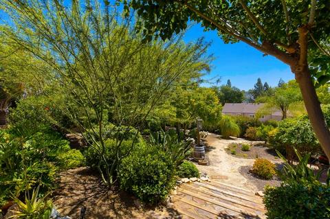 8025 Shir Mar Pl, El Cajon, CA 92021 photo 4