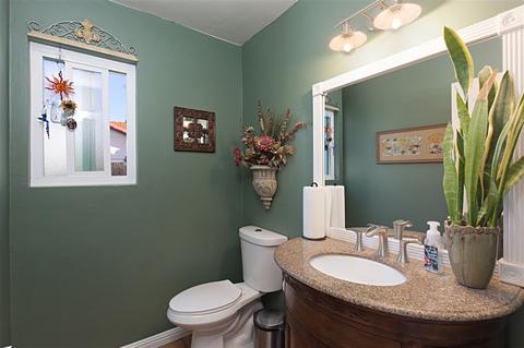 683 Picacho Ct, Oceanside, CA 92057 photo 9