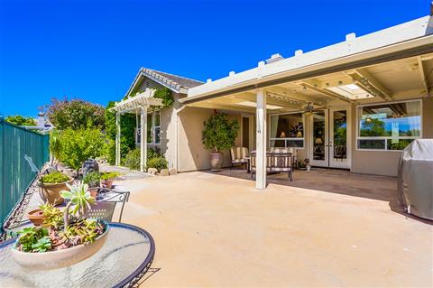 537 Inverlochy Dr, Fallbrook, CA 92028 photo 14