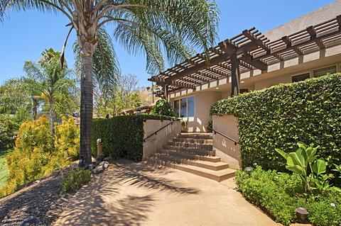 3579 Prince St, Escondido, CA 92025 photo 1