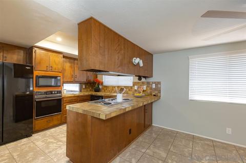 4255 Crestview Dr, La Mesa, CA 91941 photo 7