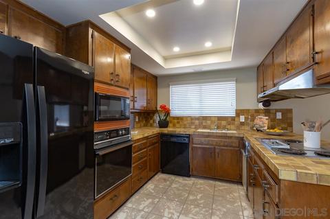 4255 Crestview Dr, La Mesa, CA 91941 photo 6