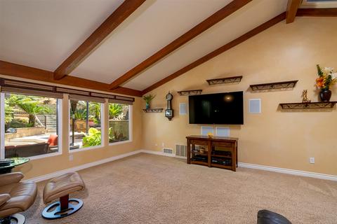1795 Lotus Ln, El Cajon, CA 92021 photo 5