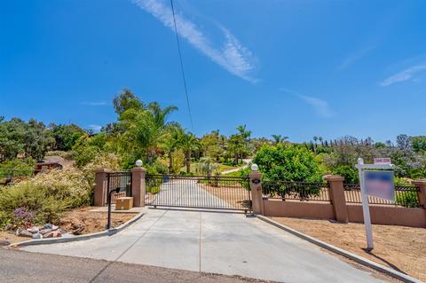 1795 Lotus Ln, El Cajon, CA 92021 photo 24