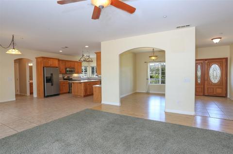 1585 Keyes, Ramona, CA 92065 photo 7