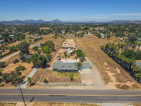 1585 Keyes, Ramona, CA 92065 photo 4
