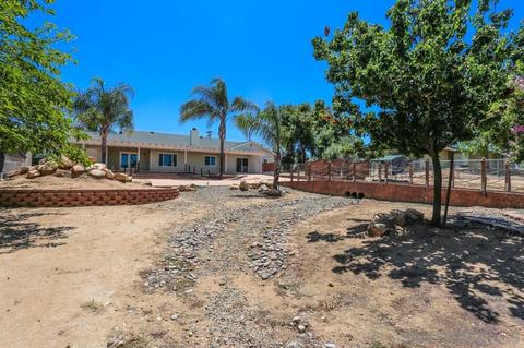 1585 Keyes, Ramona, CA 92065 photo 24
