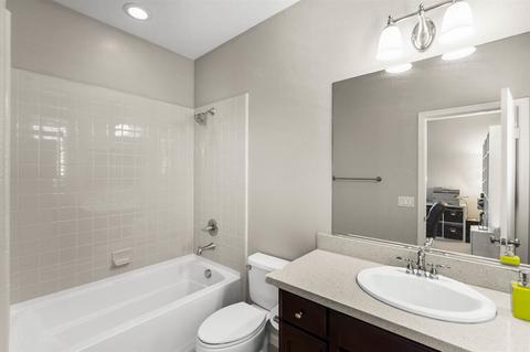 6830 Jade Ln, Carlsbad, CA 92009 photo 19