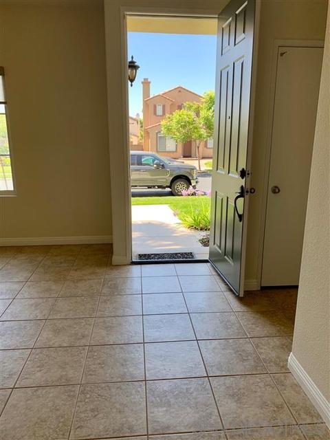 2003 Parker Mountain Rd, Chula Vista, CA 91913 photo 2