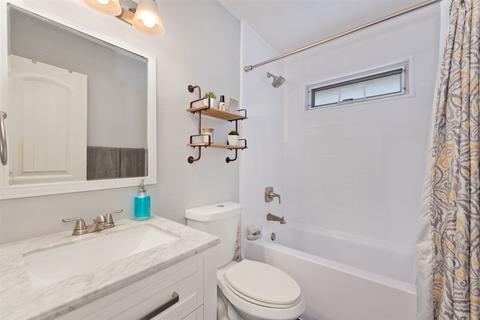 9515 Lutheran Way, Santee, CA 92071 photo 16
