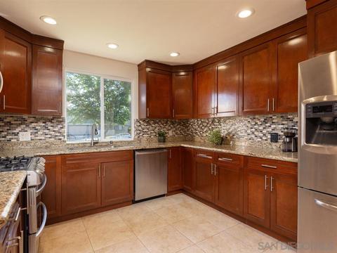 8308 Carlton Oaks Dr, Santee, CA 92071 photo 5