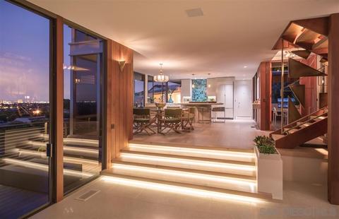 7405 Hillside Dr, La Jolla, CA 92037 photo 14