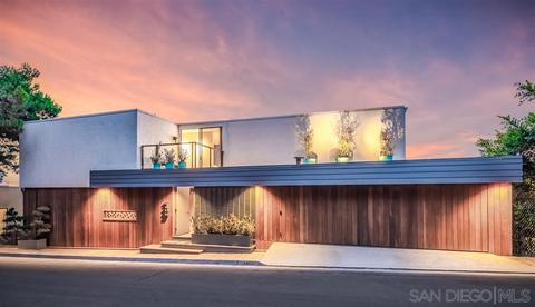 7405 Hillside Dr, La Jolla, CA 92037 photo 3