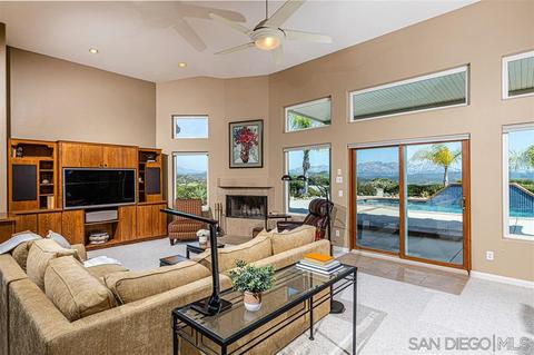 2750 Luelf St, Ramona, CA 92065 photo 5