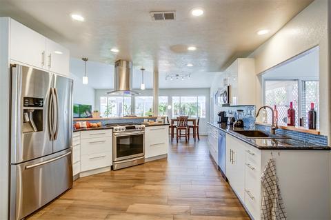 35 Avenida Descanso, Oceanside, CA 92057 photo 8