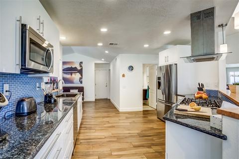35 Avenida Descanso, Oceanside, CA 92057 photo 9