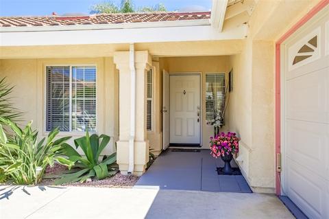 35 Avenida Descanso, Oceanside, CA 92057 photo 2