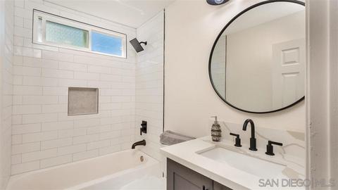 10140 Sir Lancelot Dr, Santee, CA 92071 photo 14