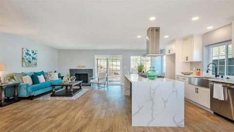 10140 Sir Lancelot Dr, Santee, CA 92071 photo 1