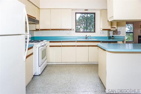7799 Senn Way, La Jolla, CA 92037 photo 22