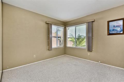 4661 Rose Dr, Oceanside, CA 92056 photo 12