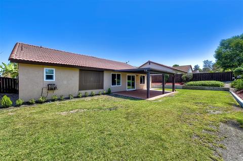 4661 Rose Dr, Oceanside, CA 92056 photo 17