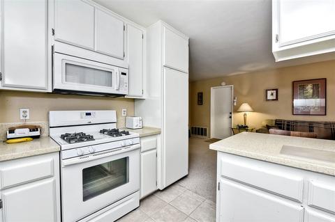 4661 Rose Dr, Oceanside, CA 92056 photo 7