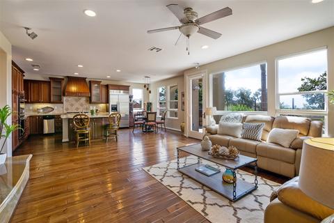 7021 Crystalline Dr, Carlsbad, CA 92011 photo 5