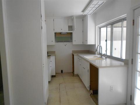 330 Graves Ct, El Cajon, CA 92021 photo 5