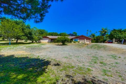 2245 Orchard Ave, El Cajon, CA 92019 photo 2