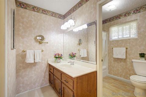 541 Eldorado Dr, Escondido, CA 92025 photo 13
