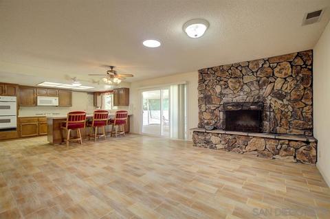 541 Eldorado Dr, Escondido, CA 92025 photo 9