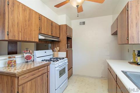 735 Myra Ave, Chula Vista, CA 91910 photo 3