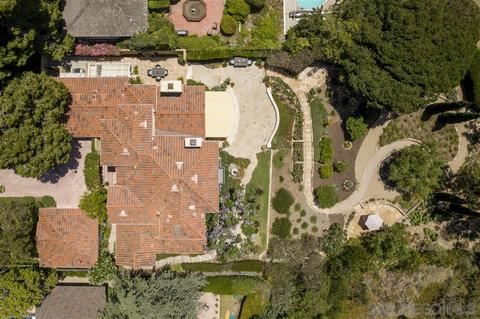 1231 W Muirlands Dr, La Jolla, CA 92037 photo 3