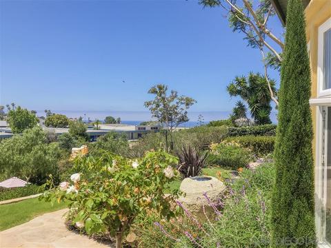 1231 W Muirlands Dr, La Jolla, CA 92037 photo 2
