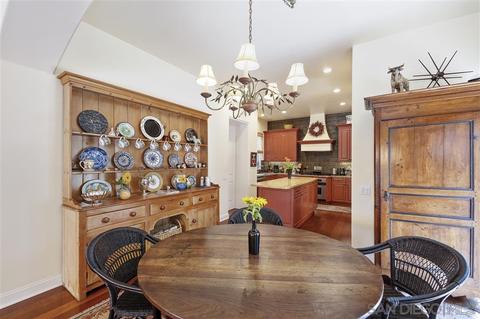 1231 W Muirlands Dr, La Jolla, CA 92037 photo 13