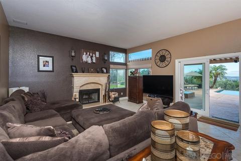 2593 Dortmund Pl, Alpine, CA 91901 photo 7