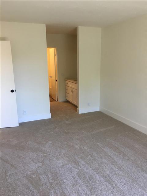 718 Ascot Dr, Vista, CA 92083 photo 12