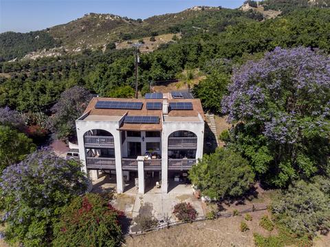 2932 Mountain View Dr, Escondido, CA 92027 photo 1