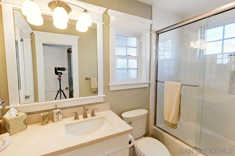 825 C Ave, Coronado, CA 92118 photo 18