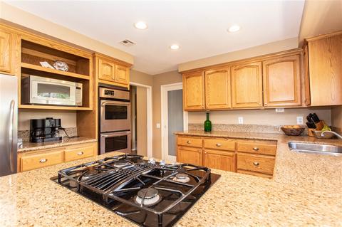 654 Stewart Canyon Rd, Fallbrook, CA 92028 photo 8