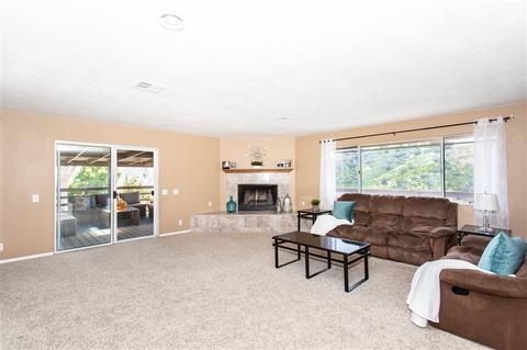 654 Stewart Canyon Rd, Fallbrook, CA 92028 photo 7