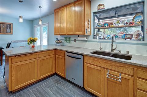 354 D St, Ramona, CA 92065 photo 8